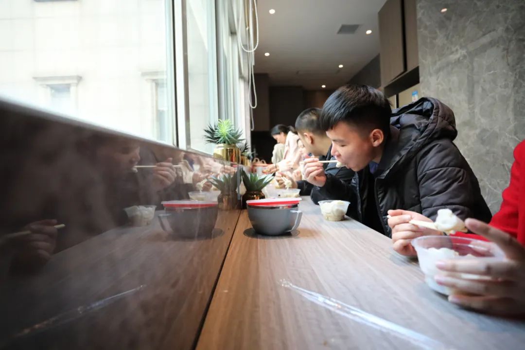 冬至丨溫暖如約而至，平安順遂！